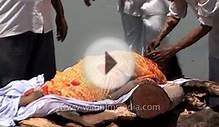 Rituals of Hindus before cremation - Haridwar